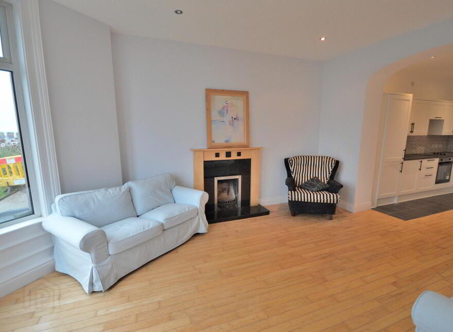 4 Upper Clifton, Ballyholme, Bangor, BT20 5HG