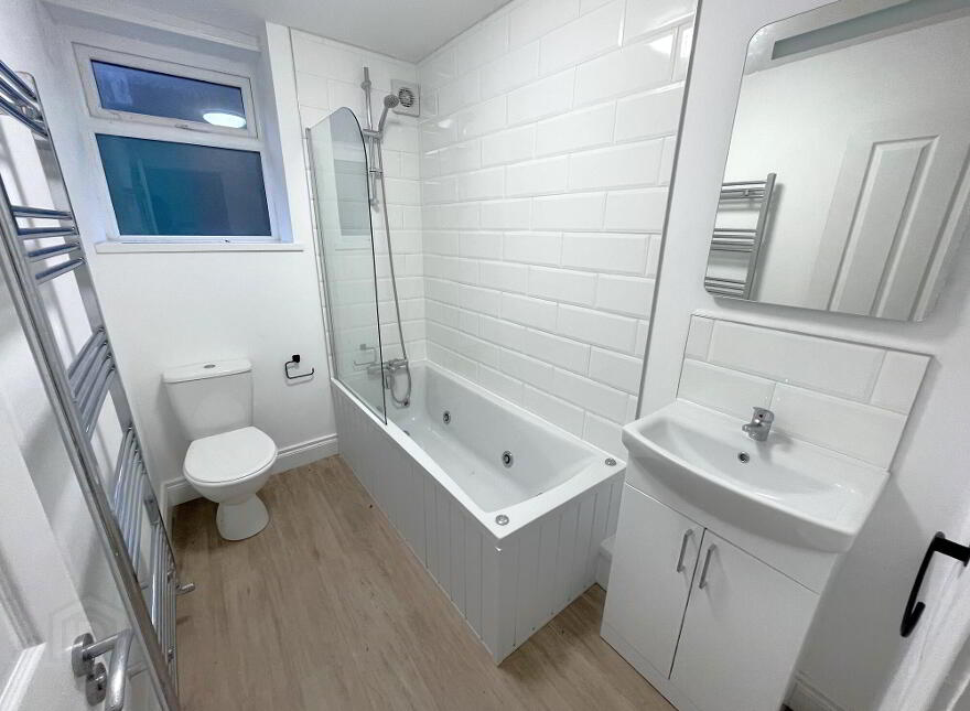 4 Upper Clifton, Ballyholme, Bangor, BT20 5HG