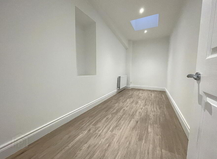 4 Upper Clifton, Ballyholme, Bangor, BT20 5HG