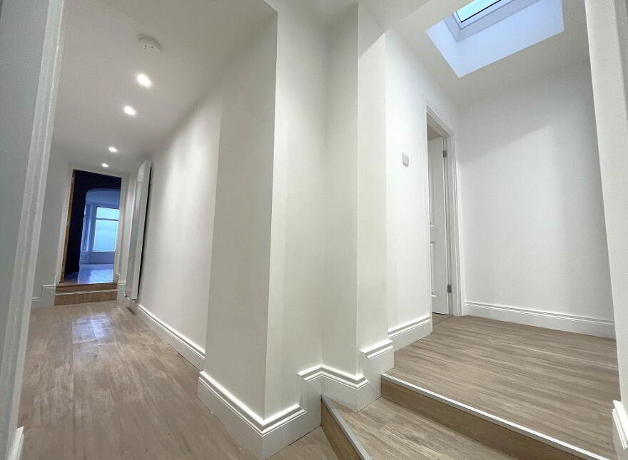 4 Upper Clifton, Ballyholme, Bangor, BT20 5HG