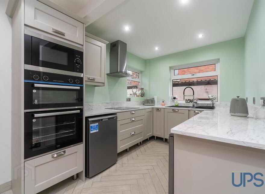 67 Springfield Park, Springfield Road, Belfast, BT13 3PZ