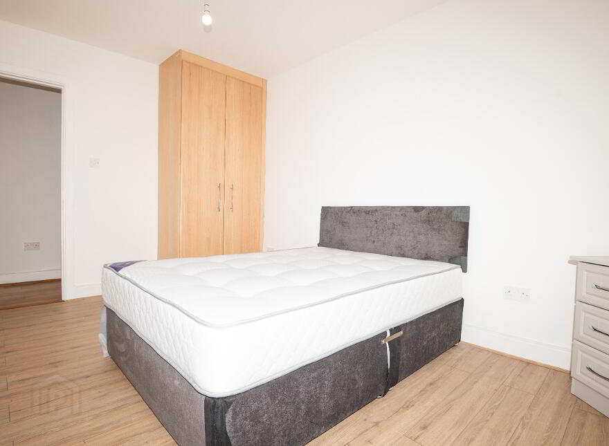 Apartment 5, Hanover Square, Kennedy Avenue, Carlow Town, R93DK18