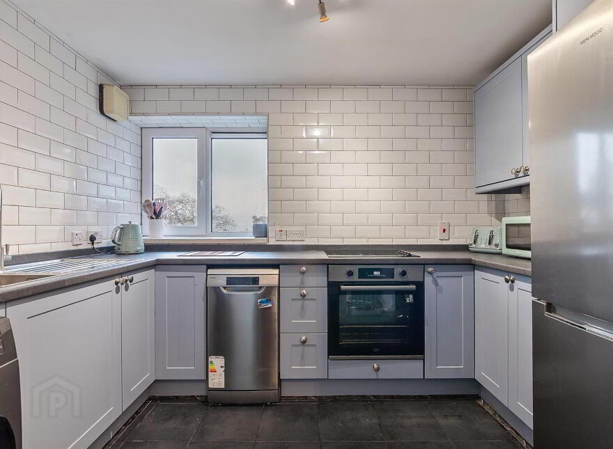 3A Glanroy House, Coolshannagh Park, Newtownabbey, BT37 9LB