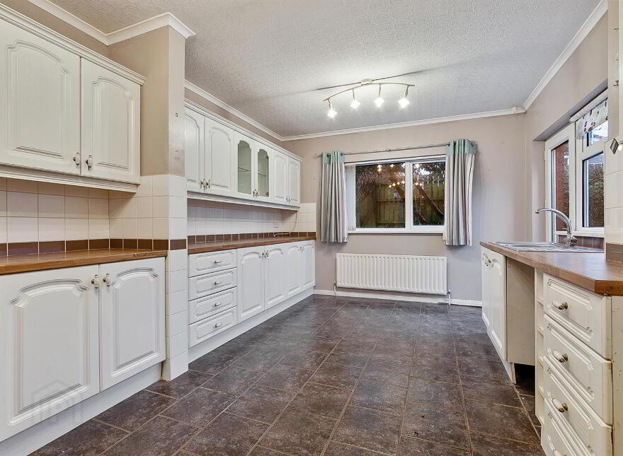 10 Archvale Drive, Newtownabbey, BT36 6LW