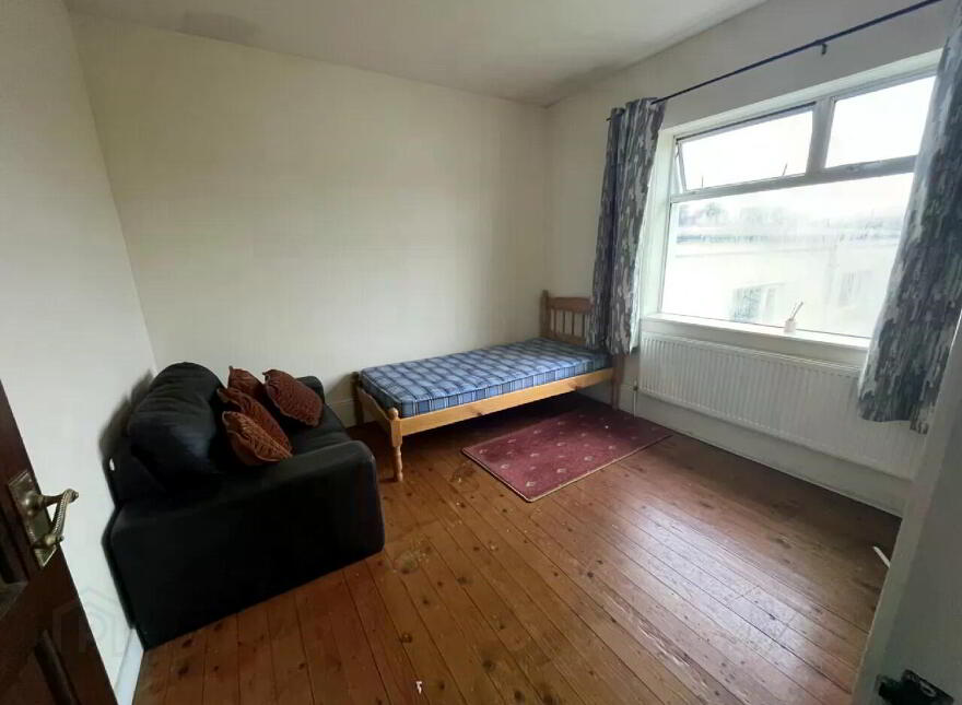 Lord Edward Street, Ballina, F26P9CA