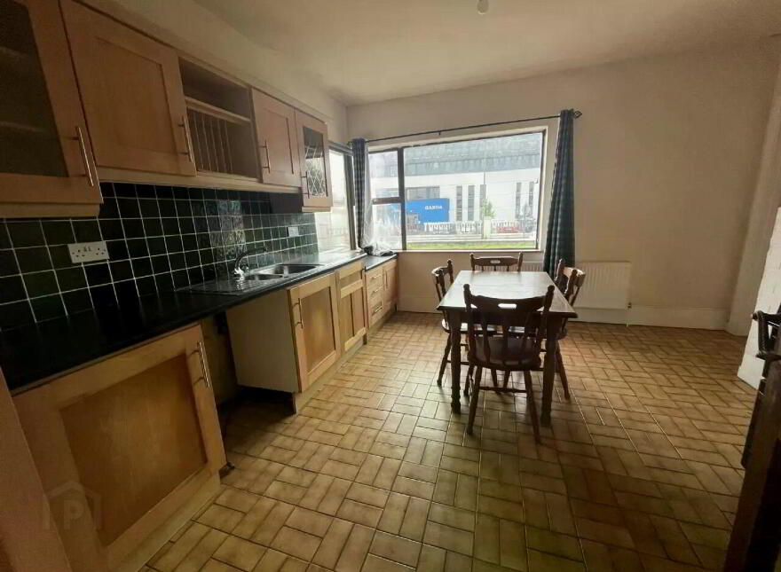 Lord Edward Street, Ballina, F26P9CA