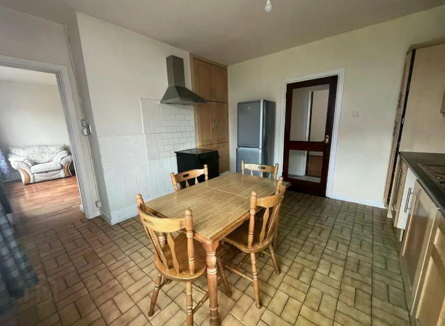 Lord Edward Street, Ballina, F26P9CA