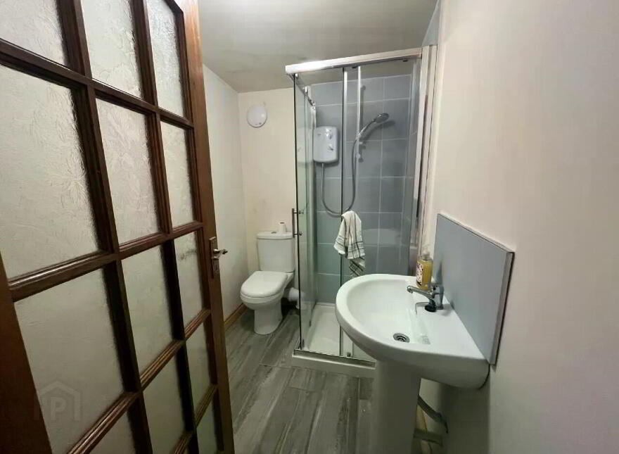 Lord Edward Street, Ballina, F26P9CA