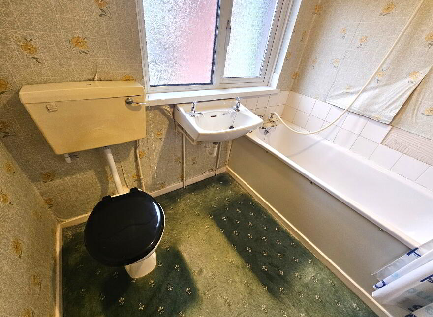 30 Woodgreen, Antrim, BT41 1NN