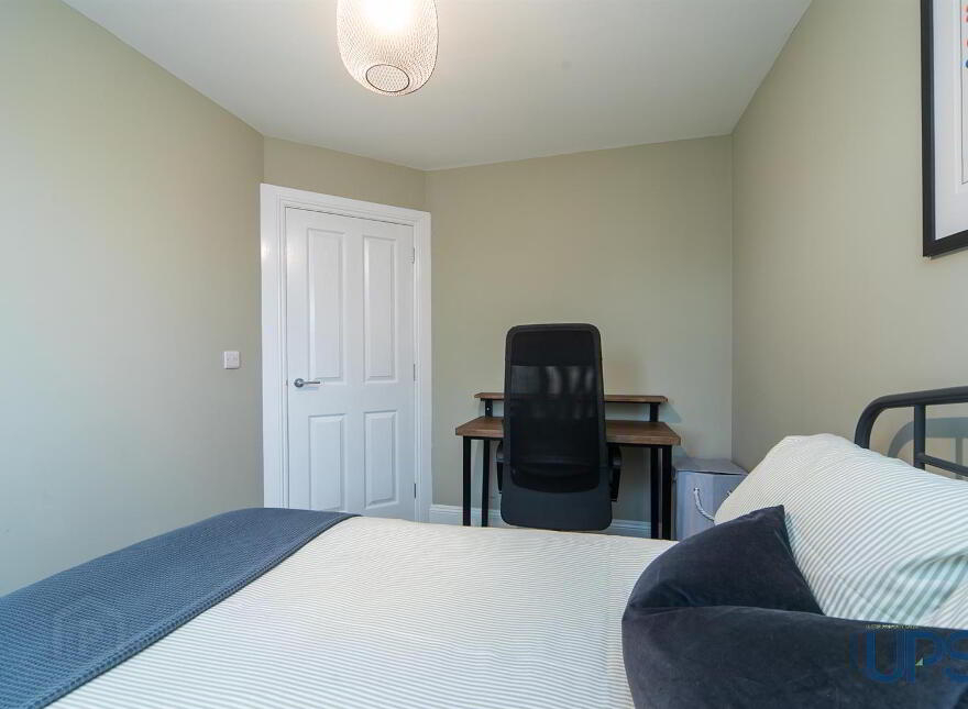 37 Sir Richard Wallace Gardens, Lisburn, BT28 3FL