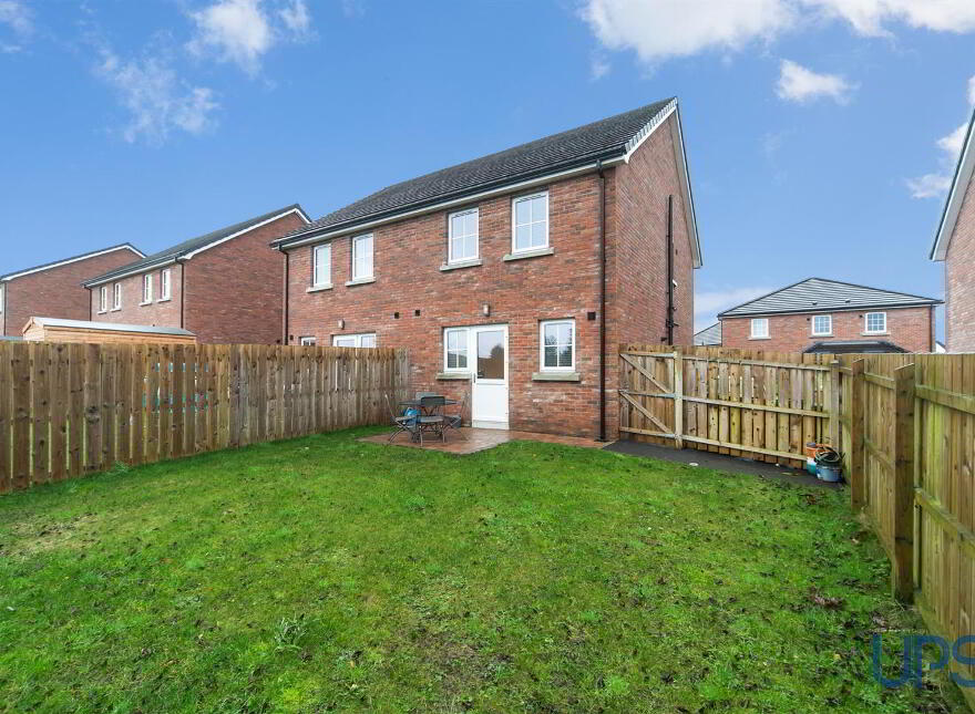 37 Sir Richard Wallace Gardens, Lisburn, BT28 3FL