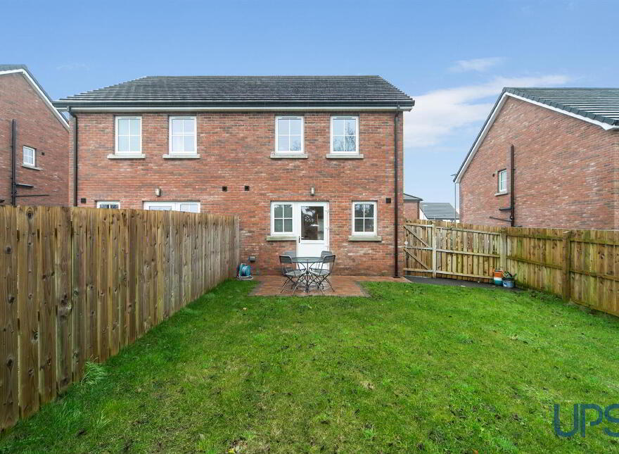 37 Sir Richard Wallace Gardens, Lisburn, BT28 3FL