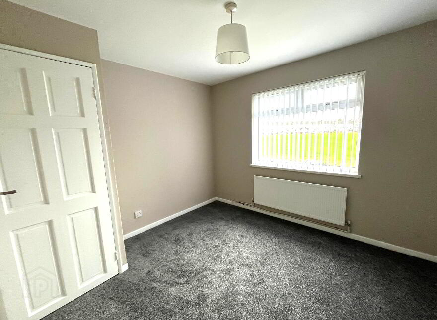 33 Crossreagh Drive, Newtownabbey, BT37 9DZ