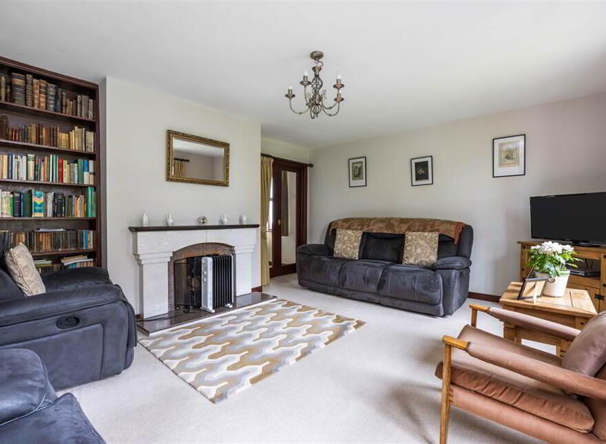63 Killough Road, Downpatrick, BT30 8BN