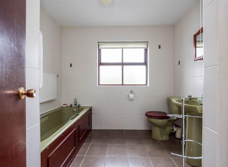 63 Killough Road, Downpatrick, BT30 8BN