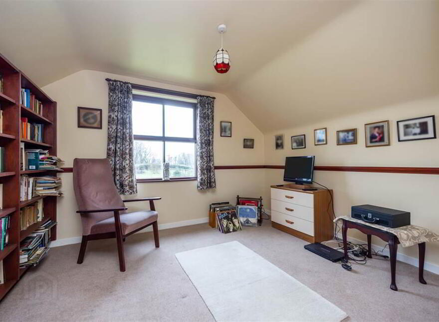 63 Killough Road, Downpatrick, BT30 8BN