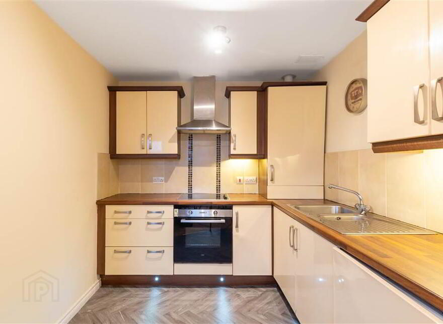 Apt 27, Titanic Walk, Newtownards Road, Belfast, BT4 1BT
