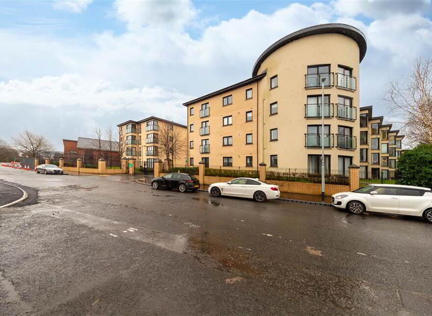Apt 27, Titanic Walk, Newtownards Road, Belfast, BT4 1BT