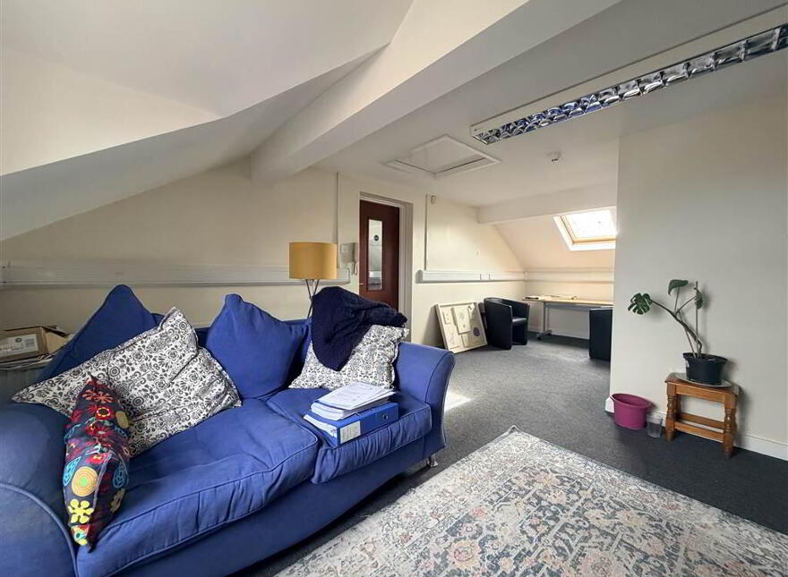 196 Duncairn Gardens, Belfast, BT15 2GN