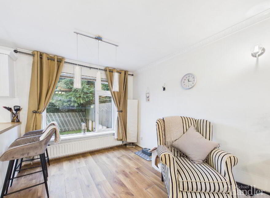 68 Ivanhoe Avenue, Carryduff, Belfast, BT8 8BW