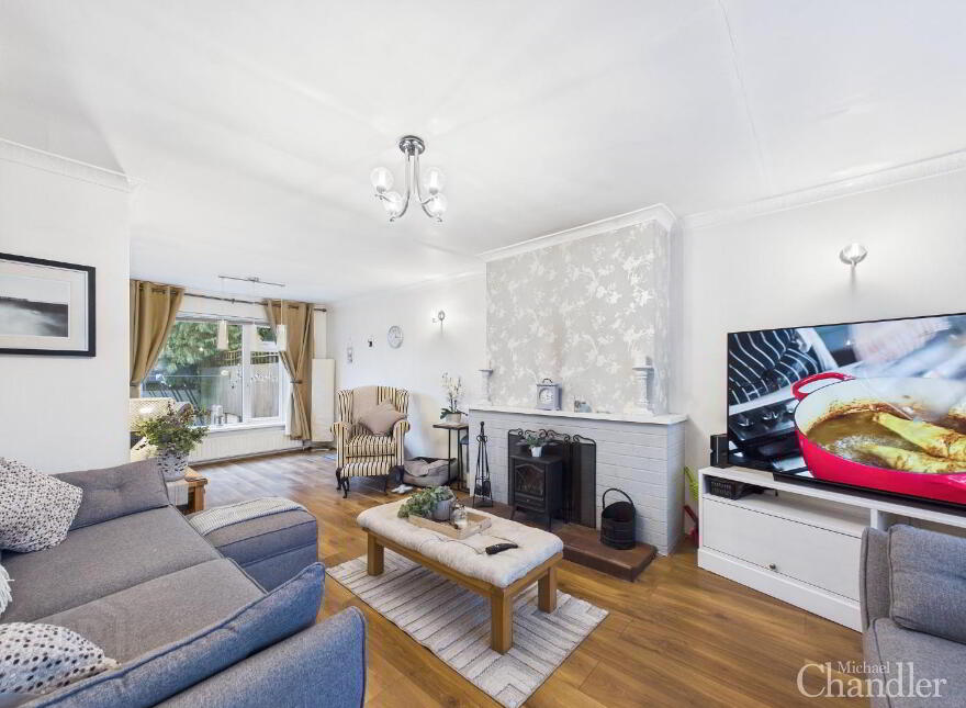 68 Ivanhoe Avenue, Carryduff, Belfast, BT8 8BW
