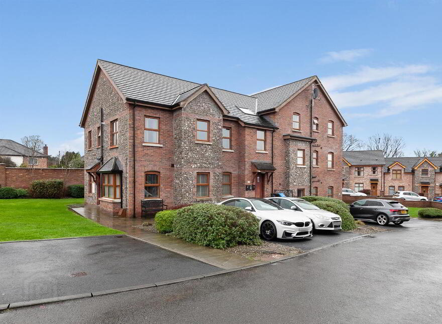 6 Lismore Court, Newtownabbey, BT37 0AF