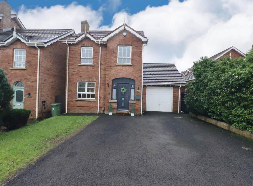 32 Mount Eagles Square, Dunmurry, Belfast, BT17 0GZ