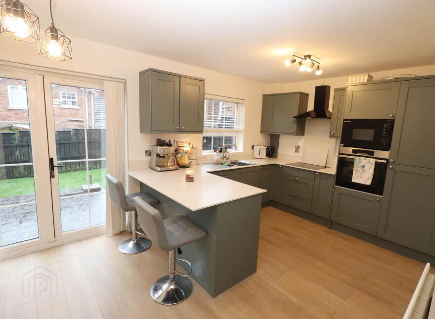 32 Mount Eagles Square, Dunmurry, Belfast, BT17 0GZ