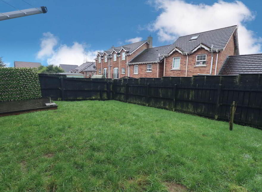 32 Mount Eagles Square, Dunmurry, Belfast, BT17 0GZ