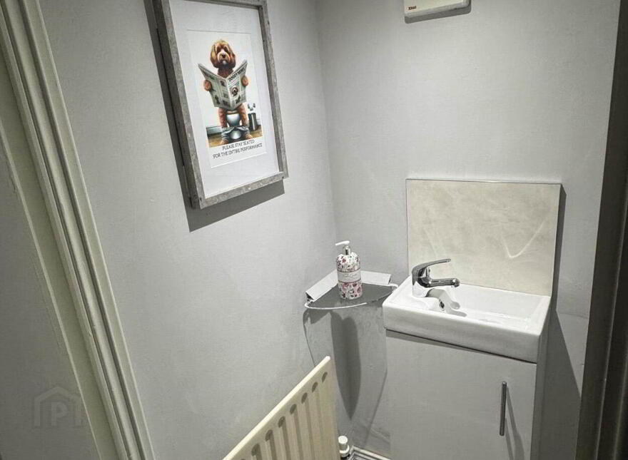 32 Mount Eagles Square, Dunmurry, Belfast, BT17 0GZ
