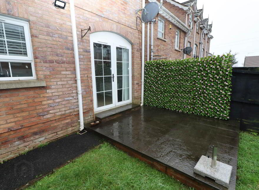 32 Mount Eagles Square, Dunmurry, Belfast, BT17 0GZ