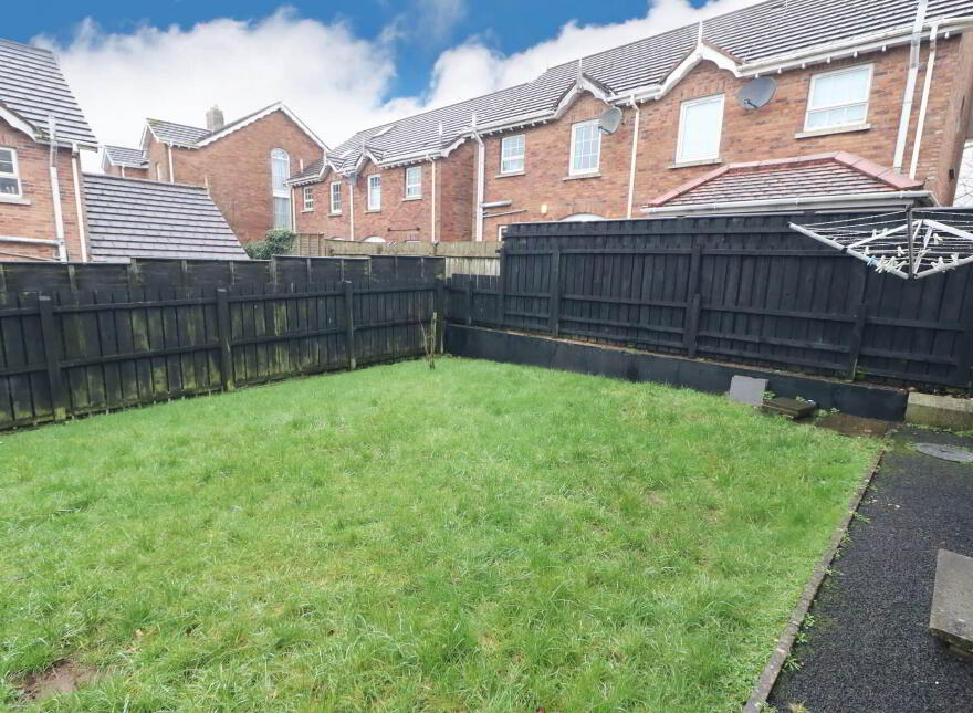 32 Mount Eagles Square, Dunmurry, Belfast, BT17 0GZ