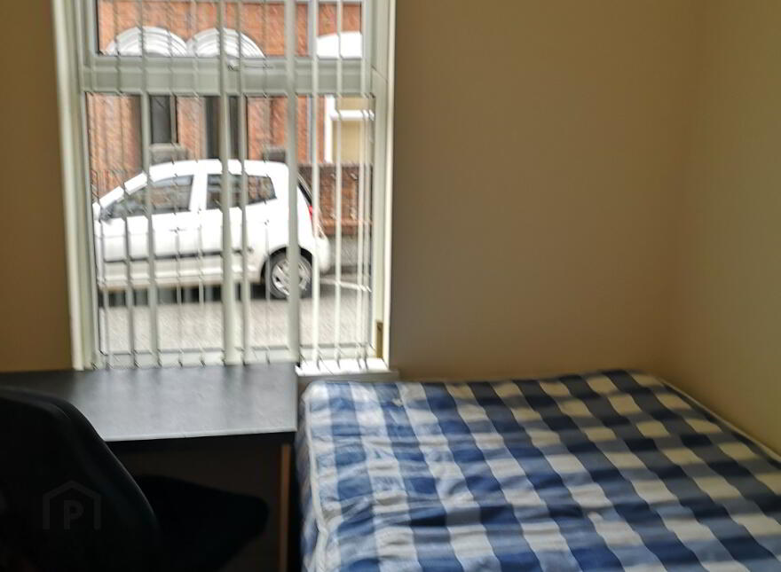 11 Agincourt Street, Belfast, BT7 1RB