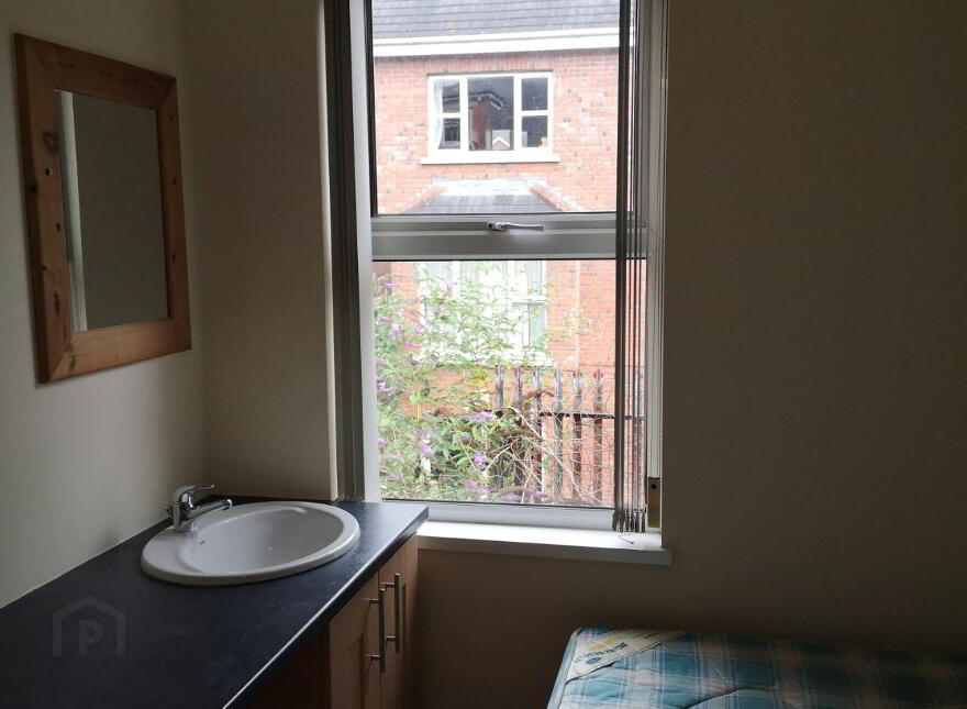 11 Agincourt Street, Belfast, BT7 1RB