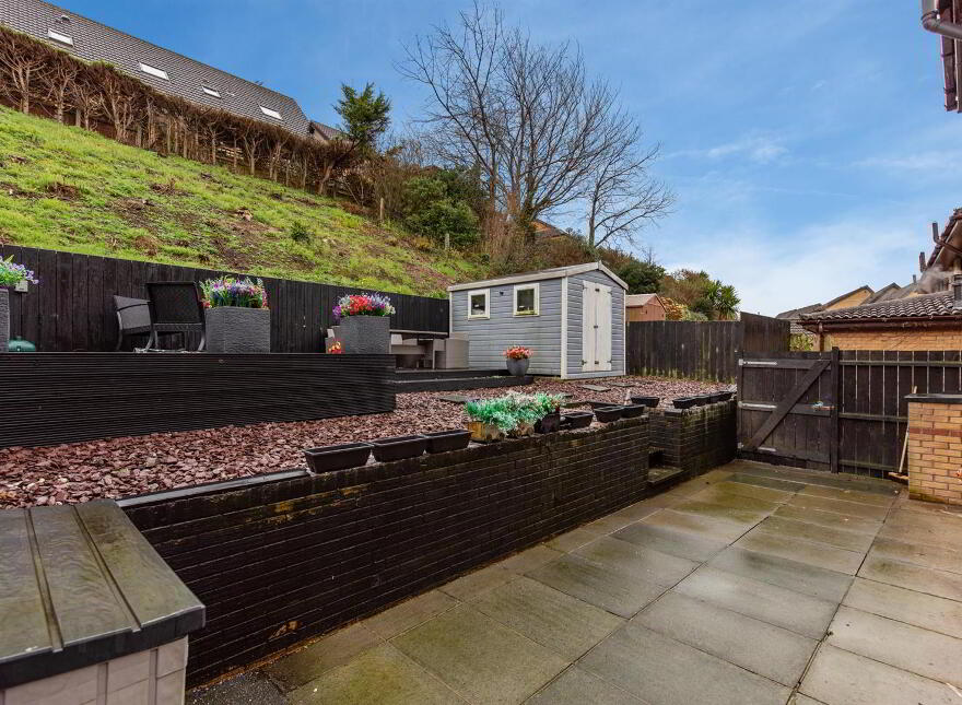 33 Old Mill Park, Dundonald, Belfast, BT16 1WF