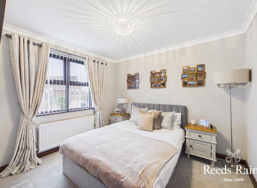9 Portsmouth Gardens, Carrickfergus, BT38 7UN