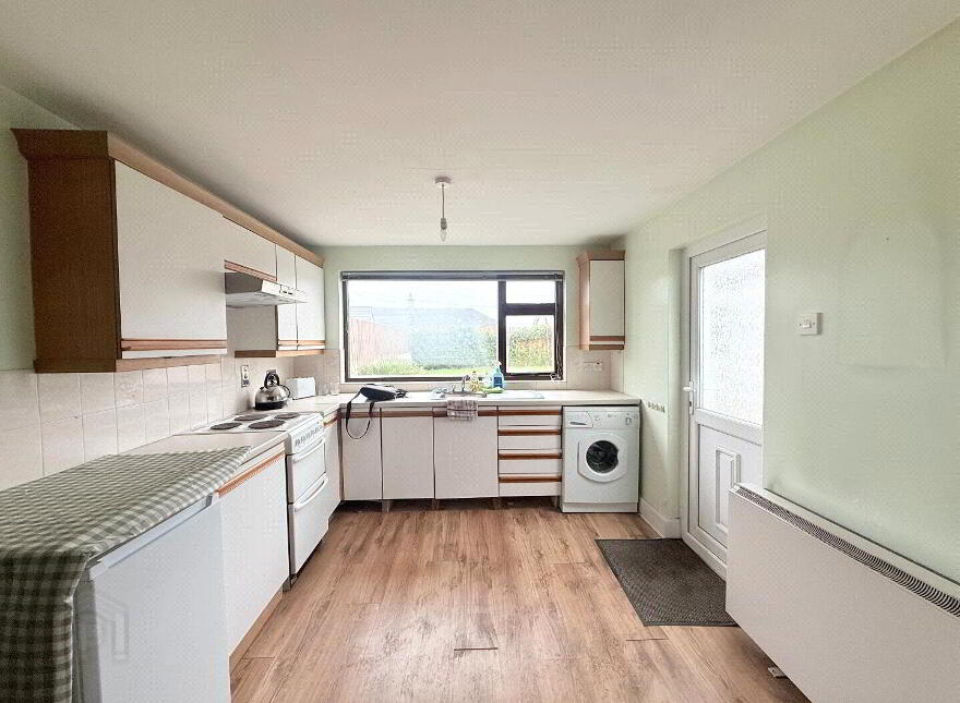 3 Queenora Avenue, Portstewart, BT55 7TW