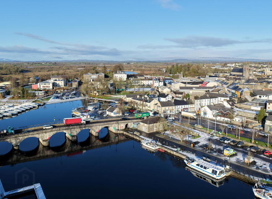Bridge Street, Carrick-On-Shannon, N41PC93