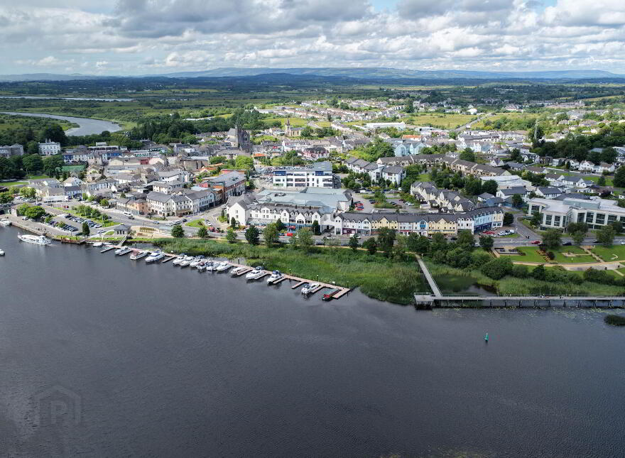 Bridge Street, Carrick-On-Shannon, N41PC93