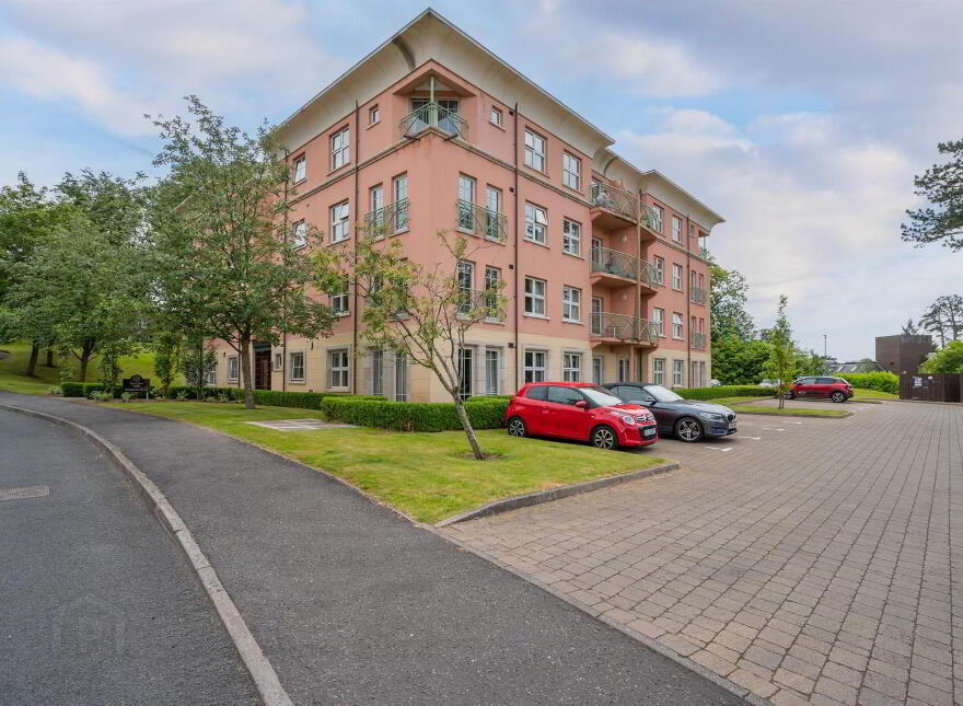 56 Danesfort, Malone, Belfast, BT9 5QL