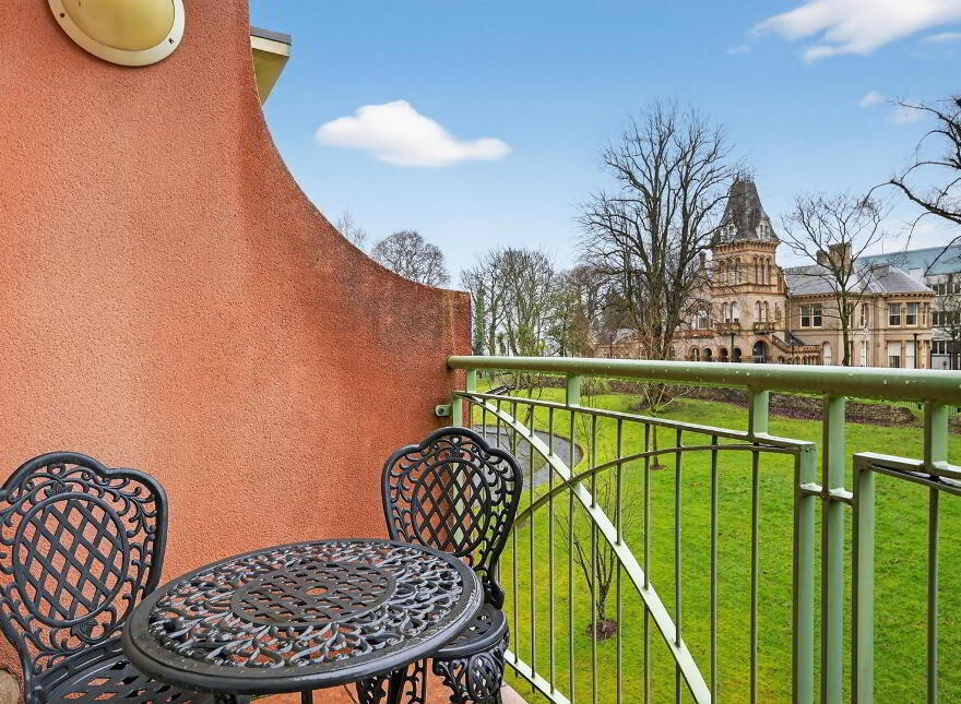 56 Danesfort, Malone, Belfast, BT9 5QL