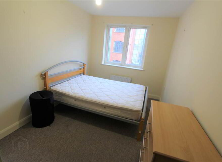 17 Dunmore Building, 32 Old Bakers Court, Belfast, BT6 8QX