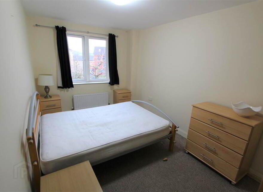 17 Dunmore Building, 32 Old Bakers Court, Belfast, BT6 8QX