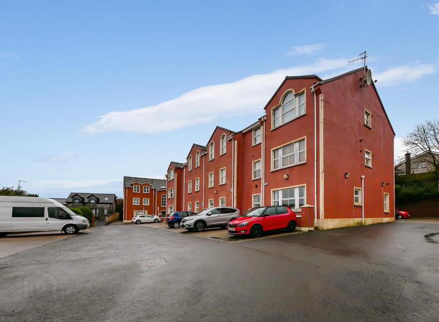8 Hampton Court, Ballygowan, BT23 6HW