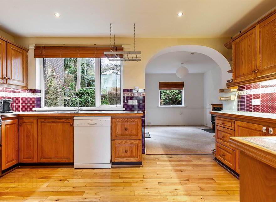 10 Carlston Avenue, Holywood, BT18 0NF