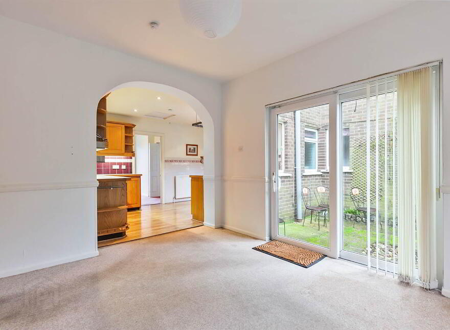 10 Carlston Avenue, Holywood, BT18 0NF