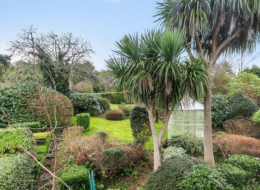 10 Carlston Avenue, Holywood, BT18 0NF