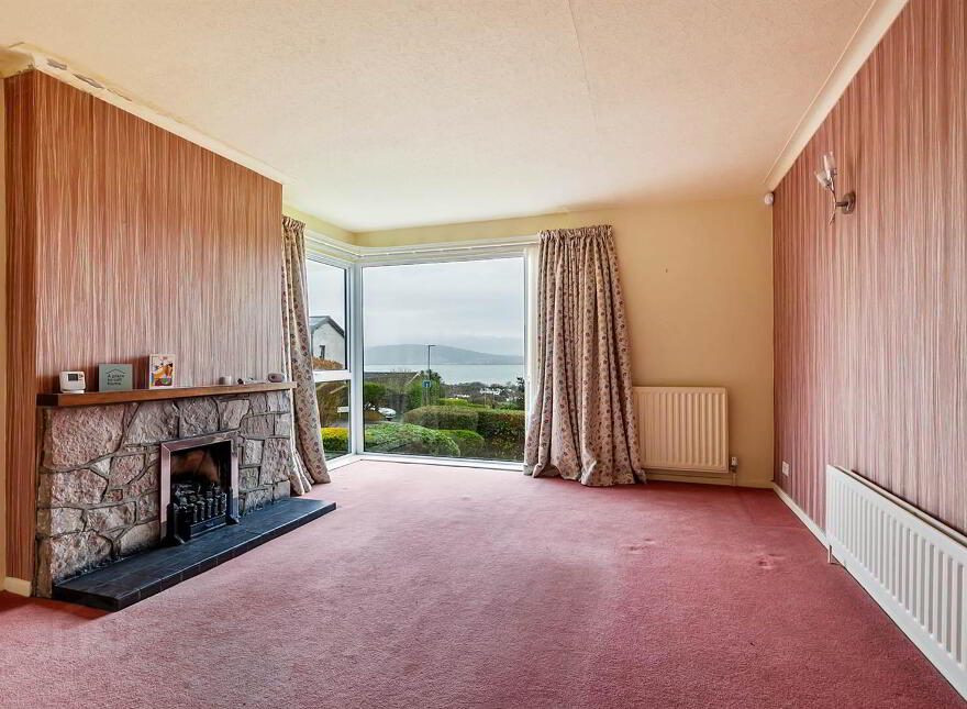 10 Carlston Avenue, Holywood, BT18 0NF