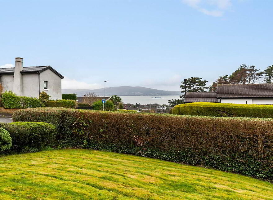 10 Carlston Avenue, Holywood, BT18 0NF