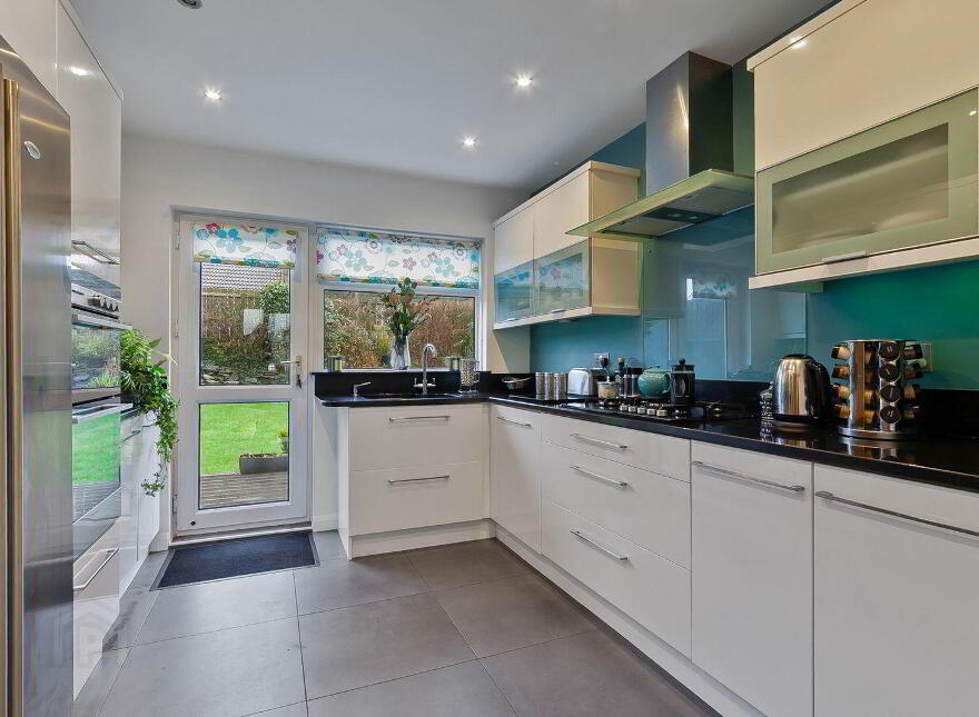 25 Ballymacormick Avenue, Bangor, BT19 6AY